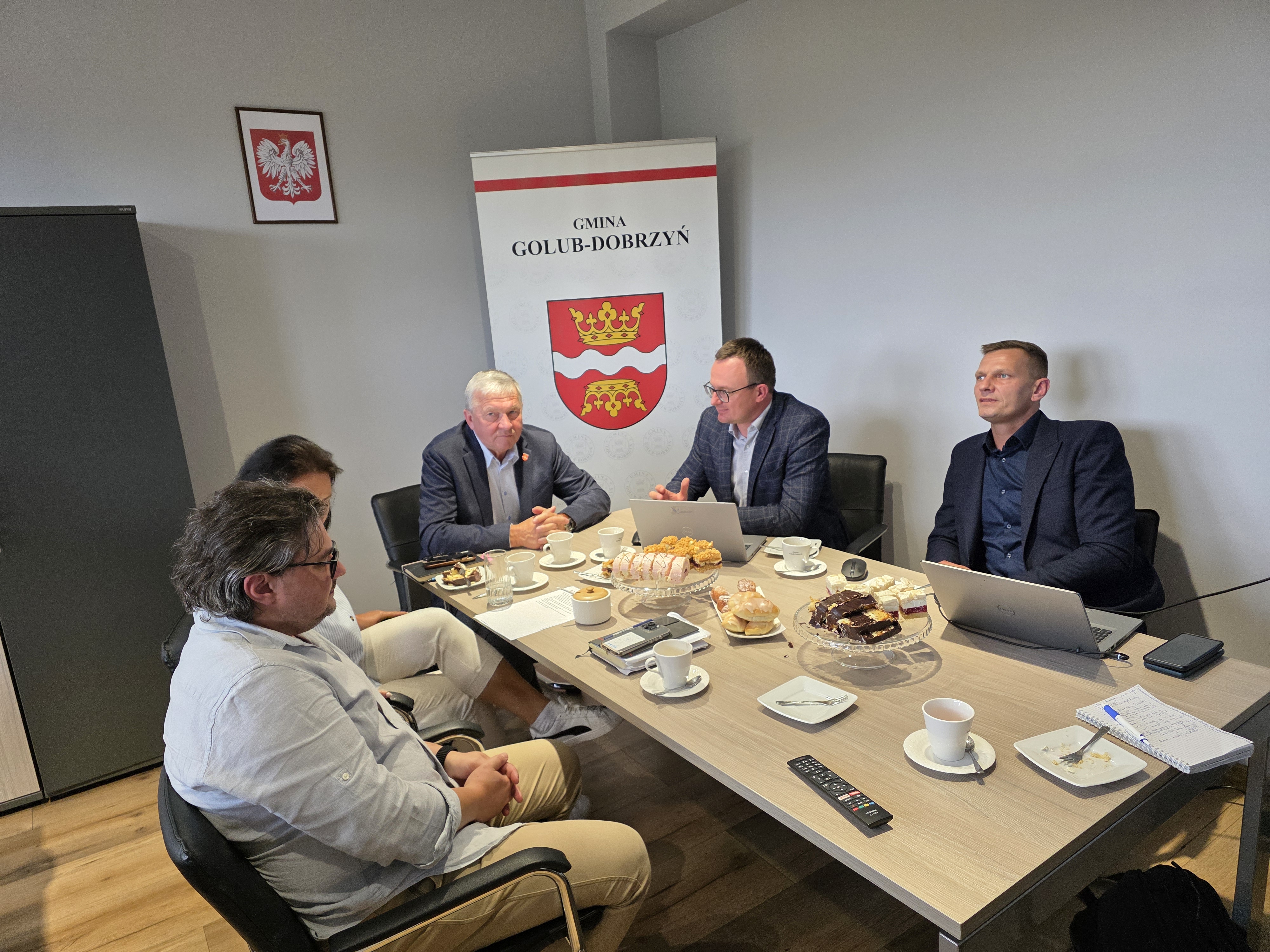 Przedstawiciele Urzędu Gminy i CPK